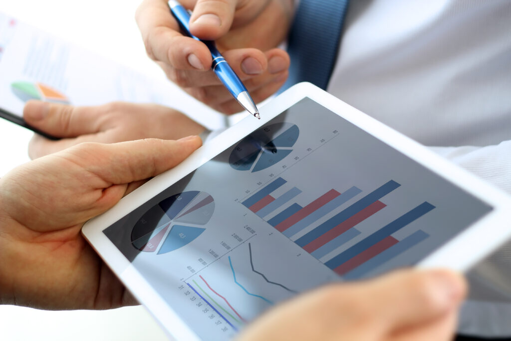 Chart comparing prime, subprime, and near-prime contract metrics